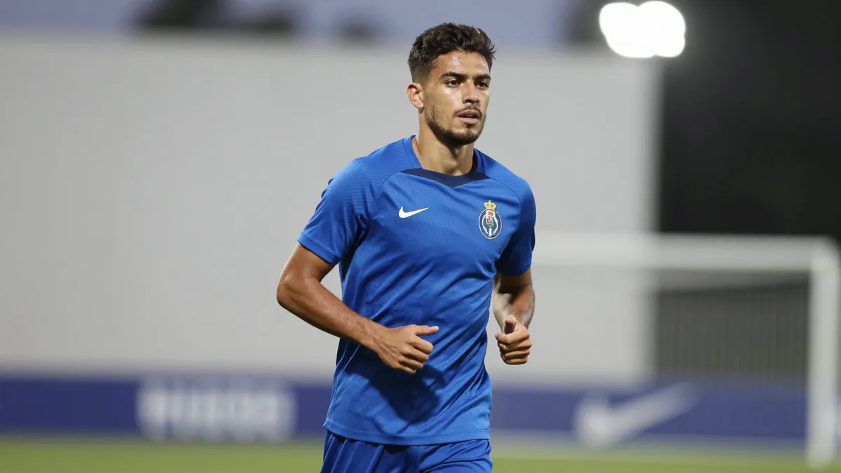 FC Porto tem Martim Fernandes e Oskar Pietuszewski disponíveis para a Supertaça contra o Torreense