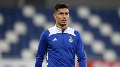 Porto: O clube português está a negociar melhorias no acordo de transferência do jogador Mora com a Roma