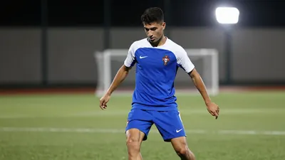 O FC Porto Recebeu Boas Notícias sobre a Recuperação de Farioli e a Integração de Cardoso Varela nos Trabalhos do Plantel...