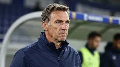 Vasco Botelho da Costa, treinador do Moreirense, antecipa um jogo de muita defesa contra o líder FC Porto, que enfrenta o...