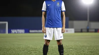 FC Porto não prioriza Nuno Távaris, lateral-esquerdo de 26 anos, que está fora dos planos dos dragões