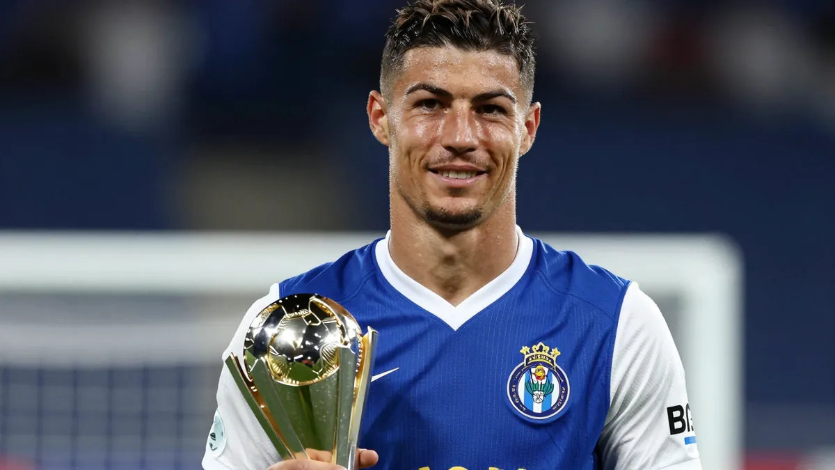 O atacante Pepê conquistou seu nono título pelo FC Porto na Supertaça Cândido de Oliveira
