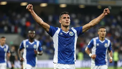 O FC Porto venceu o Arouca no Estádio do Dragão, num jogo onde a equipa de Francesco Farioli teve 23 remates e 10 à...
