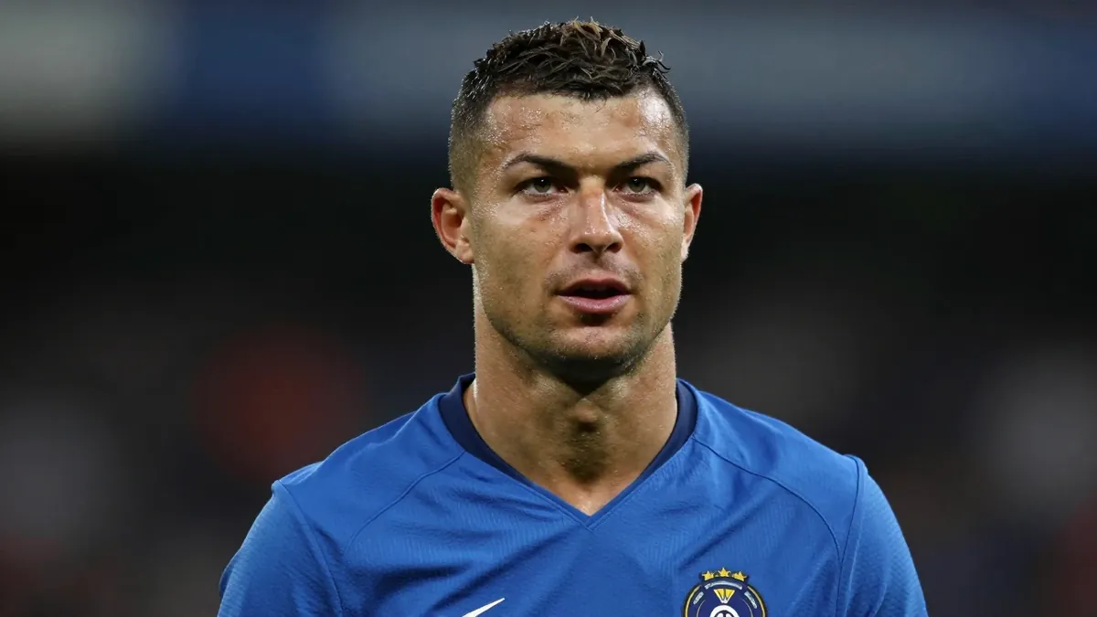 O FC Porto tem o mercado agitado pelos nomes de Rodrigo Mora, Gabriel Mec e Deniz Gül, segundo informações do Record...
