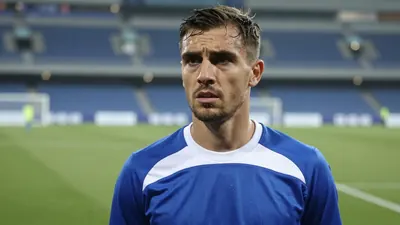 Ákos Buzsáky, ex-jogador do FC Porto, desapareceu na Hungria há mais de uma semana, com as autoridades iniciando buscas
